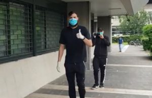 Terzo giorno di visite mediche, ancora non si vede Balotelli