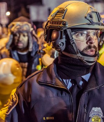 Usa: Minneapolis cede e annuncia lo scioglimento del dipartimento di Polizia