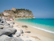 Arriva il bonus vacanze: si può richiedere via App dall’1 luglio