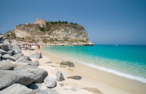 Arriva il bonus vacanze: si può richiedere via App dall’1 luglio