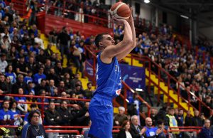 Basket, il caso Torino ha generato un uragano: rischio Serie A a 14 squadre