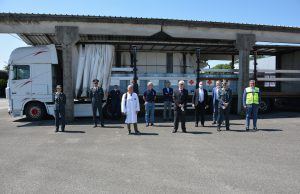 Donati agli ospedali lombardi 20mila litri di alcol sequestrati dalla Finanza