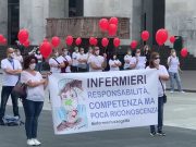 Infermieri. In corso il flash mob in piazza Vittoria