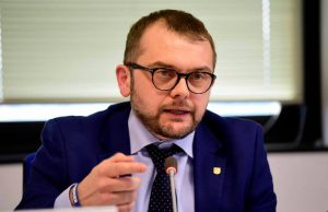 Rolfi torna all’attacco del nutri score, l’etichetta semaforo per gli alimenti