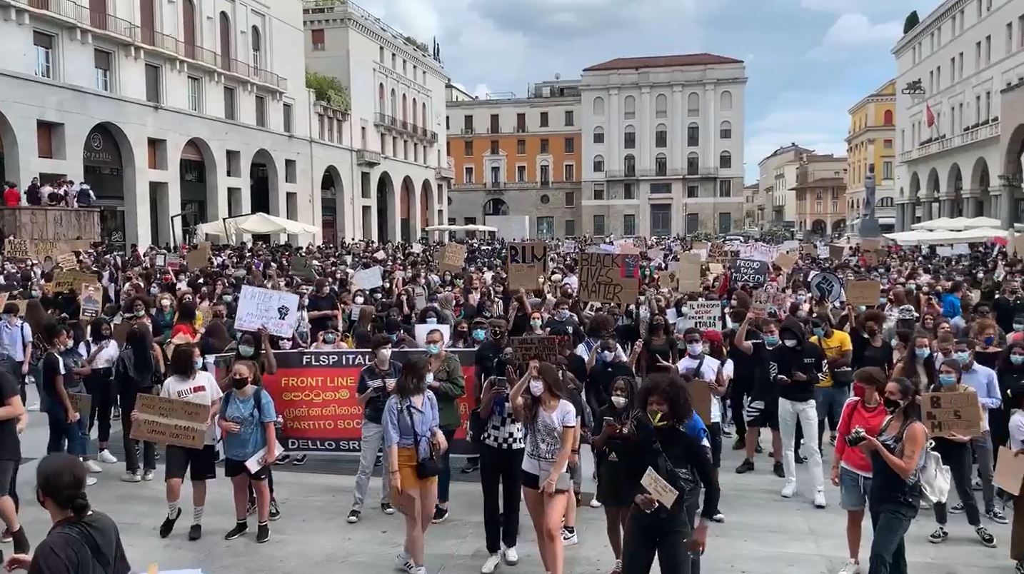 Black lives matter: Brescia in piazza per dire “no” al razzismo