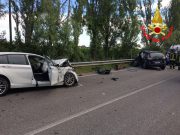 È grave il bimbo di 8 anni ferito nello scontro frontale a Desenzano. Nell’incidente è morta la mamma