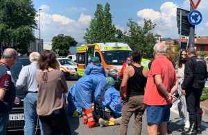 Malore in auto in via Lamarmora. Immediati i soccorsi e il trasporto al Civile di Brescia