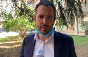 Garda, stesse regole per gli tutti operatori economici di Lombardia, Veneto, Trento. Via libera alla mozione Barucco