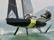 Le barche volanti approdano sul Garda