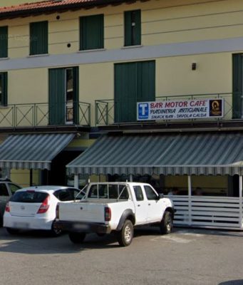 Rapina il Motor Cafè di Sarezzo, colto sul fatto