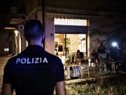 Dipendenti senza mascherina e niente termometro: chiuso locale a Villanuova