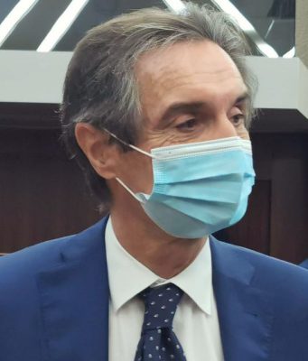 Scuola: Fontana, su riapertura da governo solo dubbi e incertezze