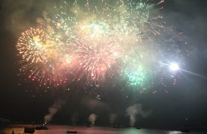 Salò e Toscolano Maderno si arrendono: “Impossibile organizzare i fuochi in sicurezza”