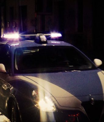 60 grammi di hashish in tasca, arrestato giovane