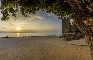 La spiaggia delle Muse vive fra musica e stelle