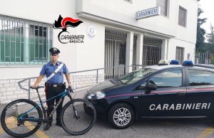 Tenta di vendere on line una bicicletta rubata. Ma si presentano i carabinieri. Denunciato