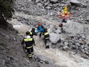 Temù, i Vigili del Fuoco soccorrono 5 persone bloccate a monte. Nessun ferito
