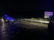 Pauroso scontro frontale tra due auto a Padenghe. Vittima una 81enne. LE IMMAGINI