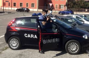 Torna nel locale che aveva derubato: riconosciuto e arrestato