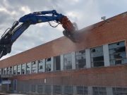 Ideal Clima: al via la demolizione per fare spazio al teatro