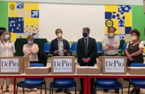 Donazione ai docenti bresciani: la mascherina lavabile DèPio sbarca nelle scuole