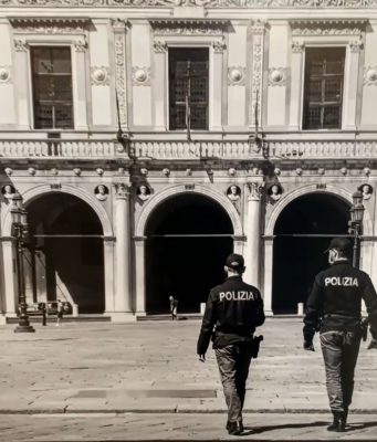 Aperta fino al 5 ottobre la mostra “Frammenti”, gli scatti della Polizia durante il lockdown