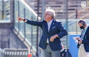 Delneri, “la squadra è in costruzione, noi dobbiamo difendere attaccando”