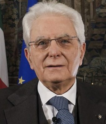Mattarella: “Il vaccino contro il Covid deve essere accessibile a tutti”
