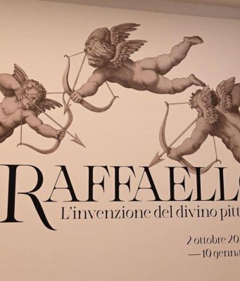 Tutto pronto per “Raffaello. L’invenzione del divino pittore”