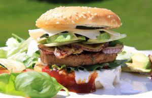 Veggy-burger, l’UE mantiene i nomi con riferimenti alla carne