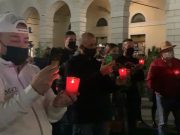 “La camera ardente” e le chiavi nel cassonetto. La protesta degli esercenti di Piazzale Arnaldo