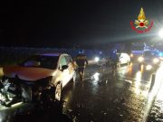 Nuvolento, scontro frontale tra due auto, tre le persone coinvolte