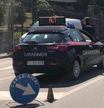 Giovane arrestato per spaccio, a incastrarlo l’odore di erba in macchina