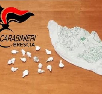 “Ero andato a imbiancare il capannone”. Arrestato per spaccio alle 3 di notte