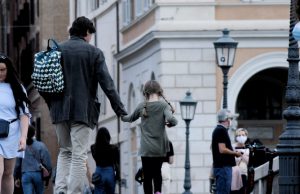 Governo, in arrivo nuove restrizioni. Possibili lock down nei week end e anticipo del coprifuoco