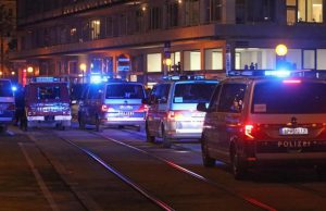Vienna: sale a quattro il bilancio delle vittime, ucciso un attentatore