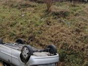 Uscita di strada e ribaltamento, paura per una giovane a Desenzano