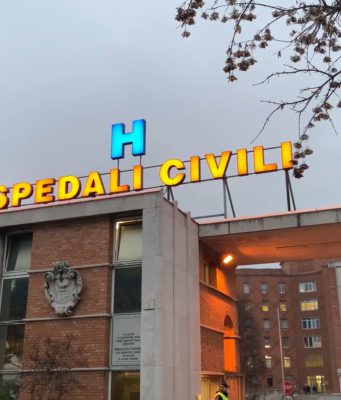 Ricoveri covid “sostanzialmente stabili con lievi fluttuazioni” al Civile