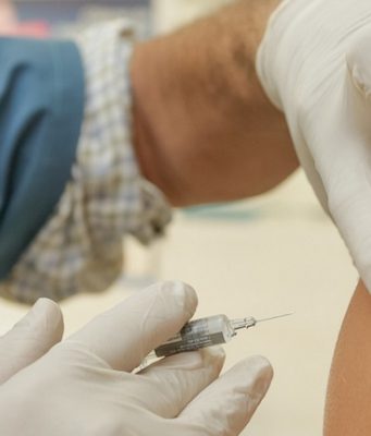 Vaccino, sarà Aria a comunicare la data del richiamo. Prime convocazioni il 25 maggio