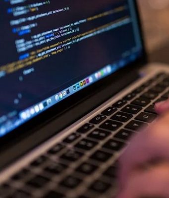 “La più grande fuga d’informazioni di questo genere al mondo”, hacker pubblicano i nomi di 2 milioni di affiliati al Partito comunista cinese