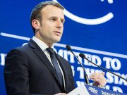Macron positivo al Covid-19, resterà in isolamento per una settimana