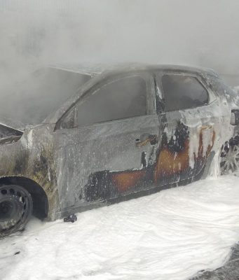 Auto in fiamme a Ospitaletto, intervengono i Vigili del Fuoco