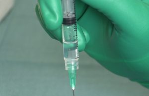 Vaccino: ieri in Italia record di somministrazioni