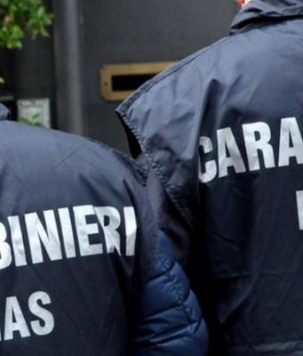 Operaio e (nel tempo libero) medico. Denunciato dai Nas