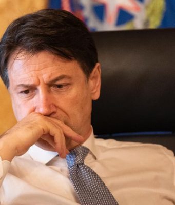 Fra pochi minuti il Cdm, poi le dimissioni di Conte