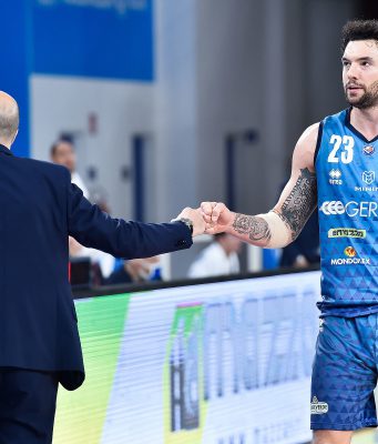 Non riesce l’impresa alla Germani. Finisce 99-92 contro l’Olimpia Milano