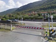 Treno contro auto a Pilzone, nessun ferito grave