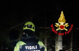 Si perdono a Punta Almana e chiedono aiuto. Soccorsi e portati in salvo dai Vigili del Fuoco