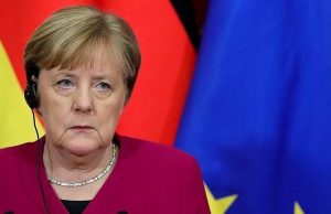 Merkel chiede perdono alla Germania e annulla la serrata di Pasqua