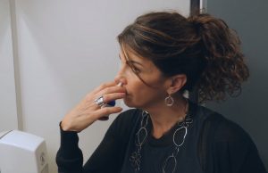 Israele approva lo spray nasale contro il covid: in farmacia entro fine estate